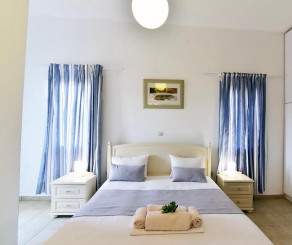 Thomas Apartments Katapola - Chora Exterior foto